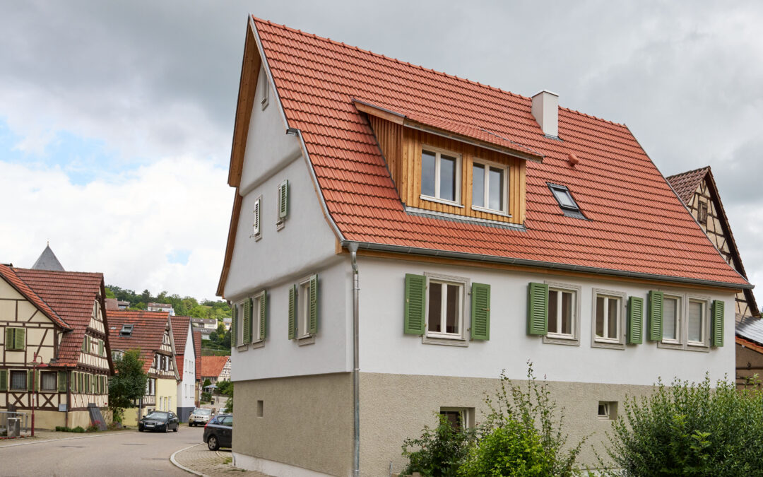 Renovierung Wohnhaus und Umbau angrenzender Scheune